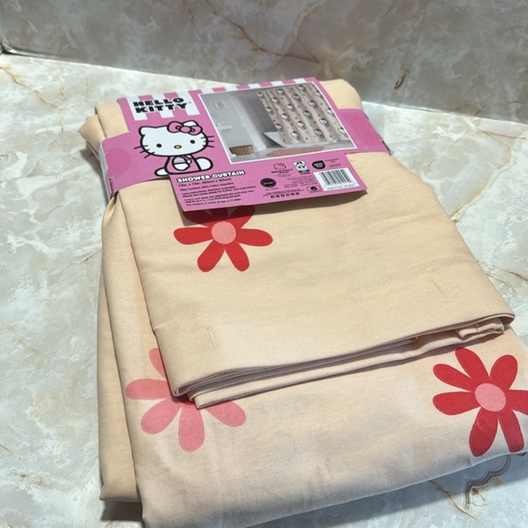 Hello kitty: shower curtain - Picture 4 of 5